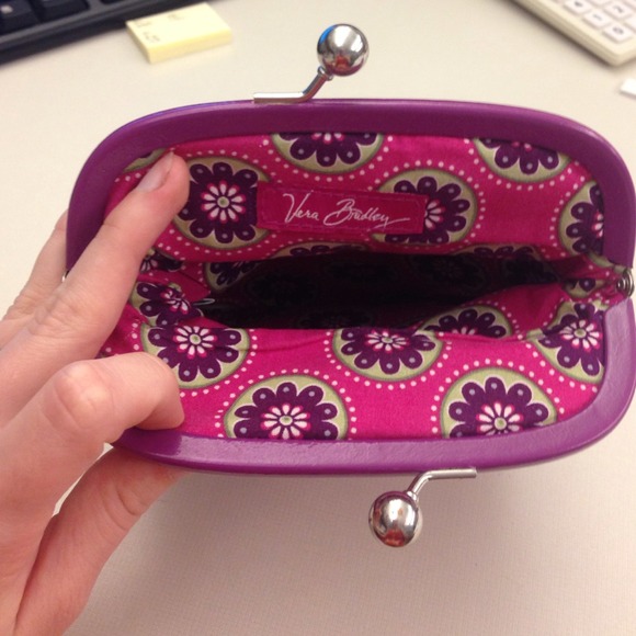 Bundle - Vera Bradley wallet - Picture 3 of 4