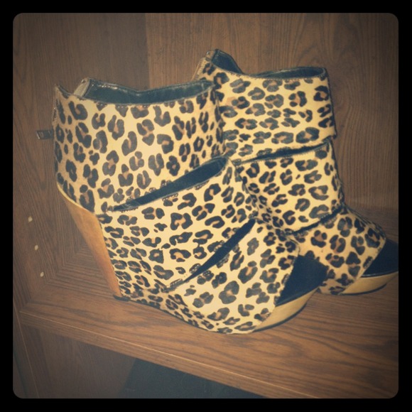 Leopard high wedge bootie