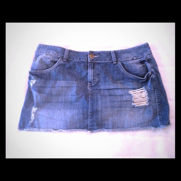 Chic denim mini skirt NWOT