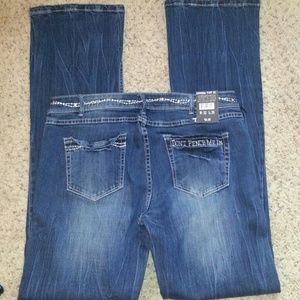 Cowgirl Tuff "DFMI" Jeans