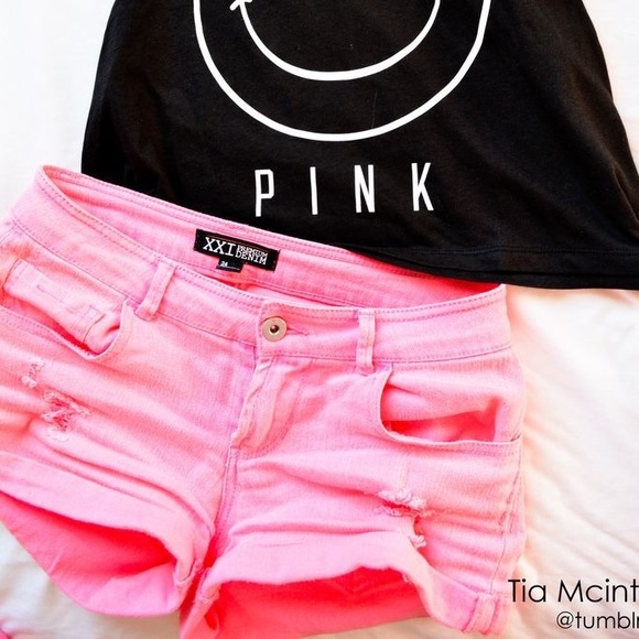 Pink Distressed Cuffed Denim Shorts - Picture 5 of 7