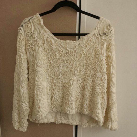 Crop top sweater.