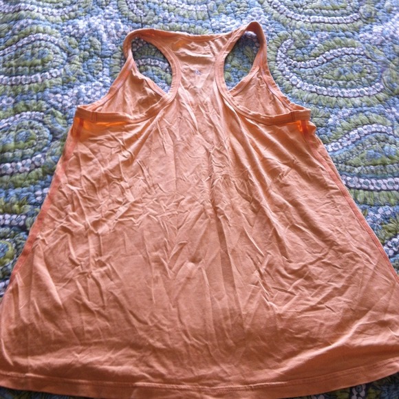 SOLD! Bundle lululemon tanks - Picture 2 of 4