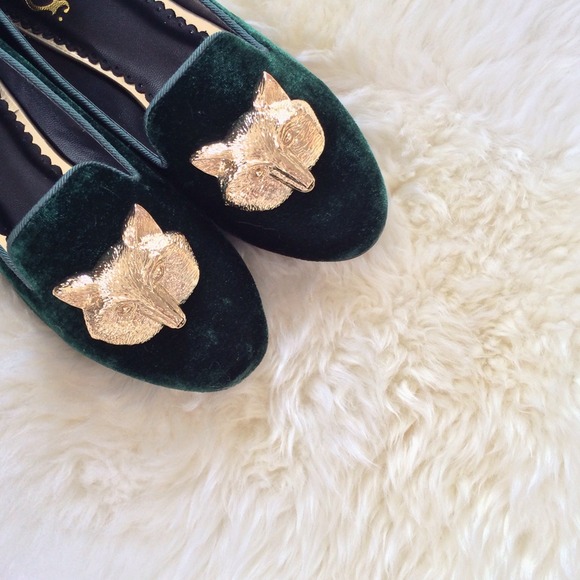 ❌BUNDLED❌ Emerald Velvet Fox Smoking Slippers - Picture 2 of 4