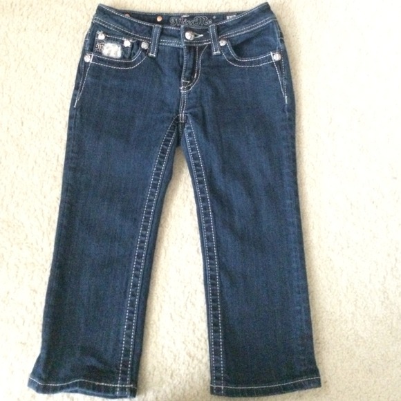 Miss Me Capri Pants - Picture 1 of 2