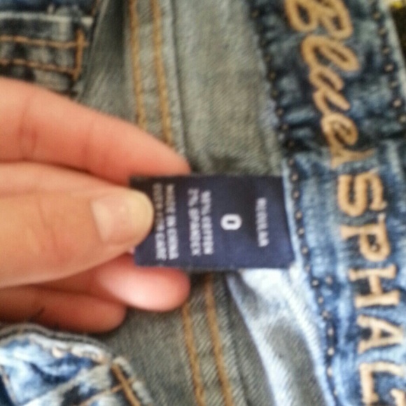 Jeans ! - Picture 3 of 3