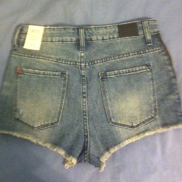 Urban Outfitters High Waisted Shorts - Picture 2 of 2