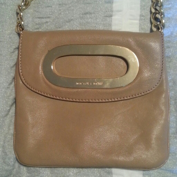 Micheal Kors Crossbody handbag