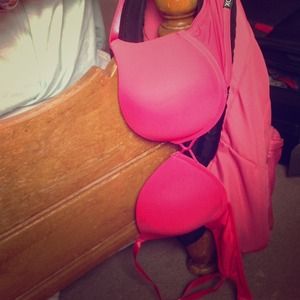 XOXO hot pink super push up bra