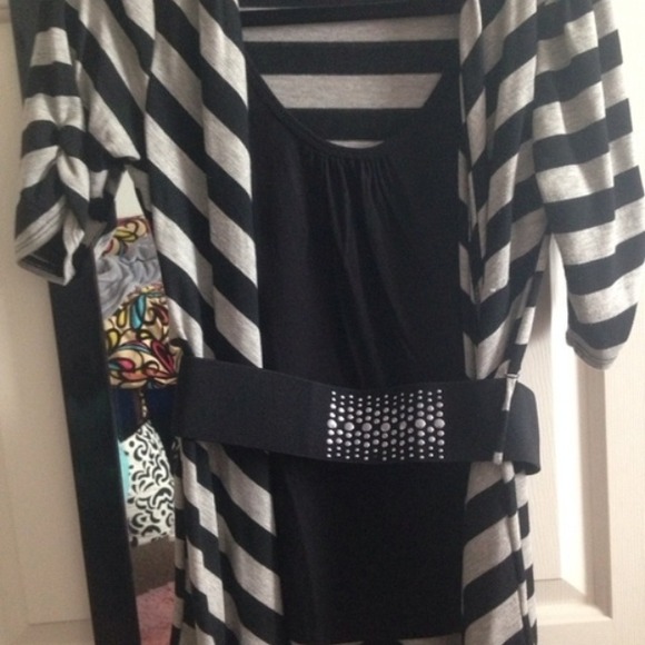 Tank top and cardigan