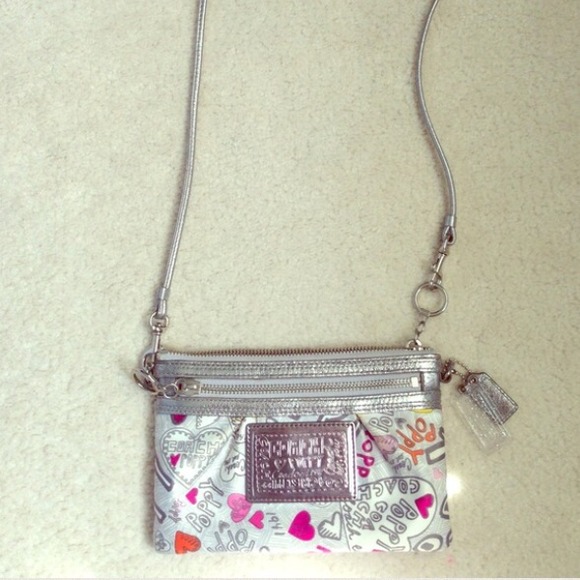 Crossbody purse