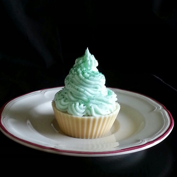 Accessories - Coconut Kiwi Cupcake Handmade Soap