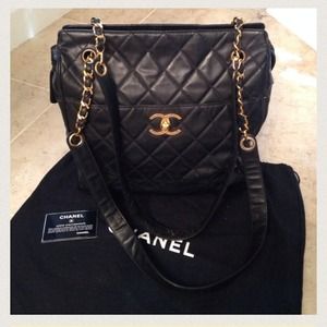 Chanel tote