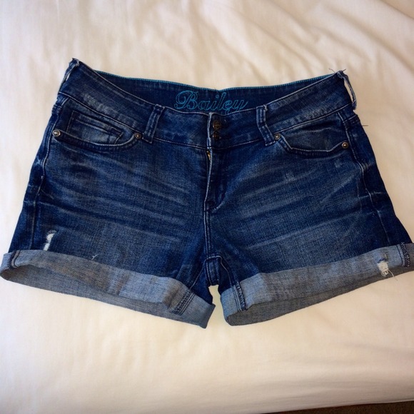 ❌SOLD❌ Delia's Bailey Jean Shorts