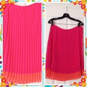 Jones New York pleated pink and orange skirt