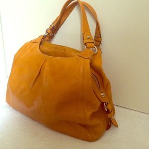 Coach Leather Large Maggie