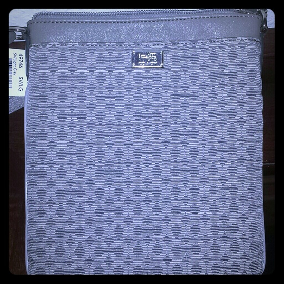 SOLD!! Coach crossbody bag swingpack Brand new
