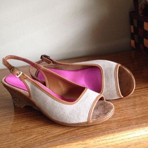 Aerosols Tan wedge sandals