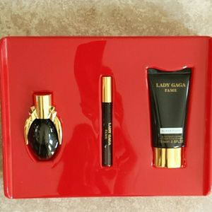 Lady Gaga Eau De Parfum Giftset NEW