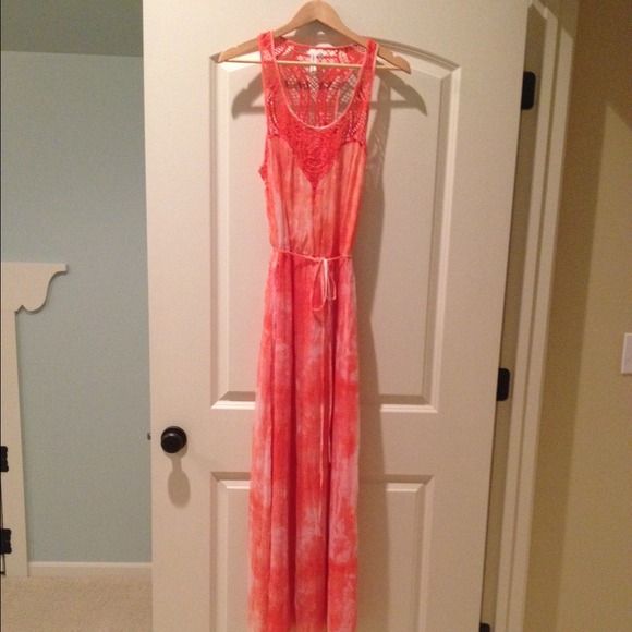 Worn Once, Flowy Ornately Detailed Maxi Dress - Picture 4 of 4