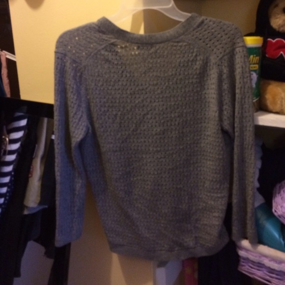 Gray GAP Cardigan - Picture 2 of 3