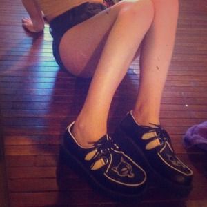 ❌ON HOLD❌Vintage Creepers with Sassy Cat Print 🔥