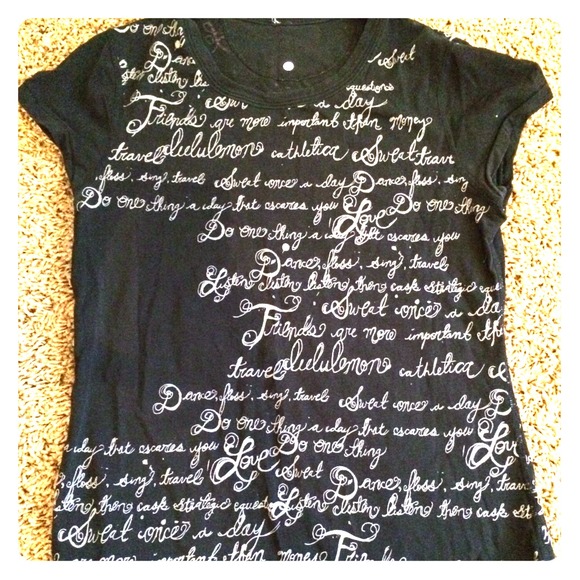 Lululemon black top limited edition 2007