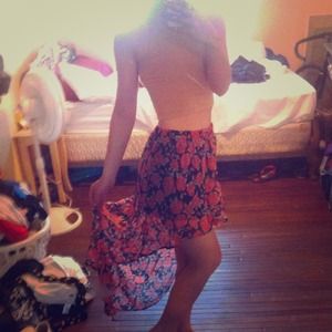 🌹Rose pedal Print Skirt. Forever 21Find.