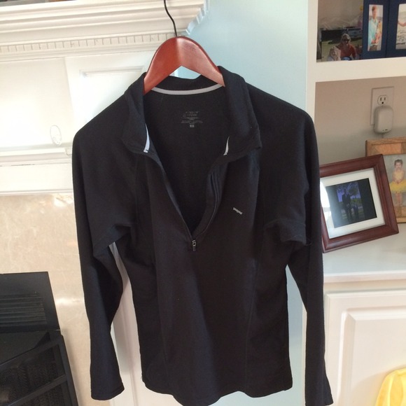 Patagonia layer piece, size small
