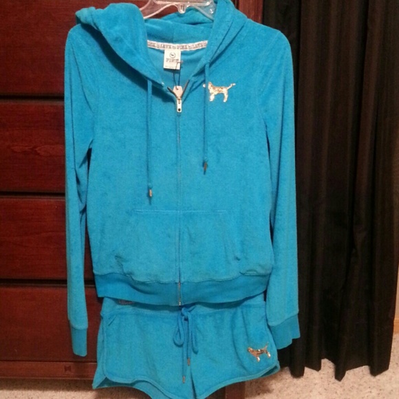 XX SOLD XX VS Pink Hoodie Short Set S XX SOLD XX - Picture 3 of 4