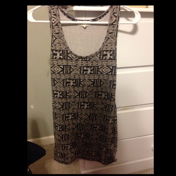 Fitted Tribal Print Dress!