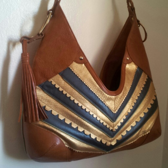 DKNY PURSE LEATHER NAPPA HOBO BAG - Picture 2 of 4