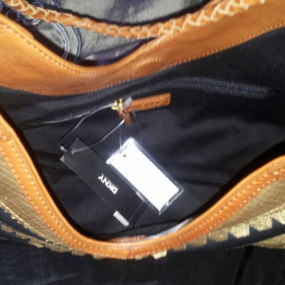 DKNY PURSE LEATHER NAPPA HOBO BAG - Picture 4 of 4