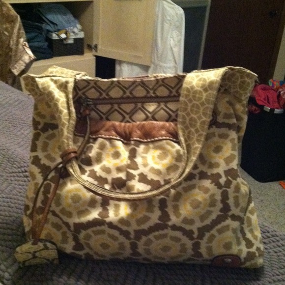 Beautiful like new fossil hand bag