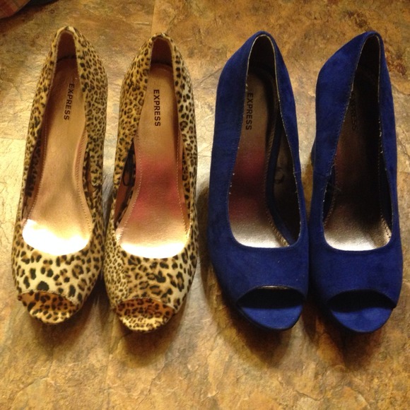 Express wedge heels