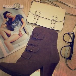 Mocha Booties
