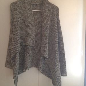 Brandy Melville Laura Cardigan