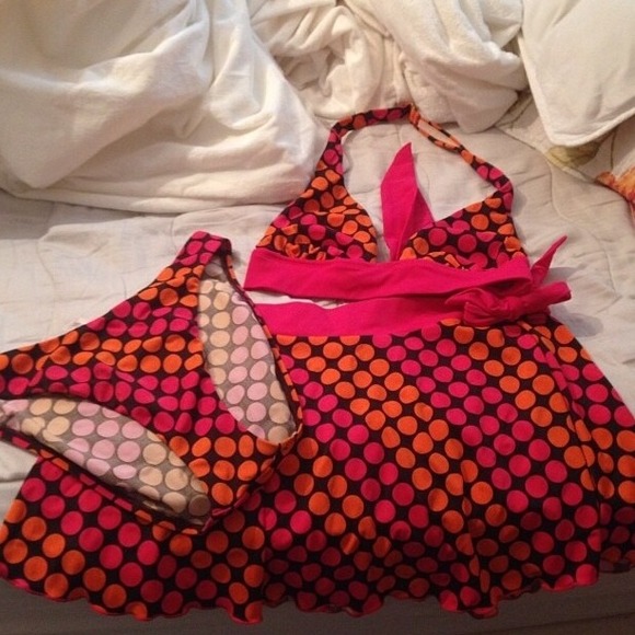 Victoria's Secret Accessories - VS 3 piece bathing suit