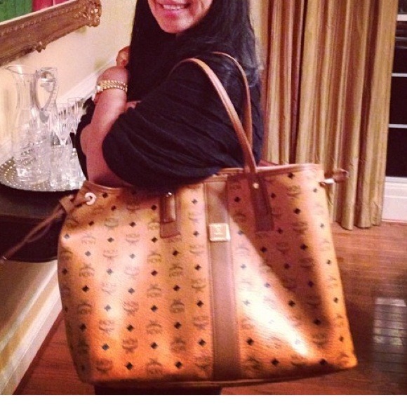 💢💥SOLD💥💢Reversible MCM bag