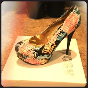 Blue multi colored high heel