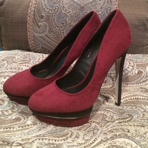 Maroon suede heels NWOT