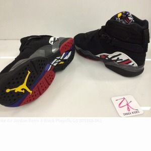Retro 8s "PlayOffs" BRAND NEW