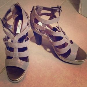 Simply Vera Vera Wang Heels