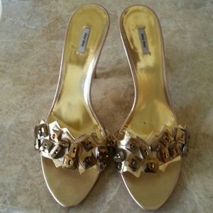Beautiful gold miu miu sandal