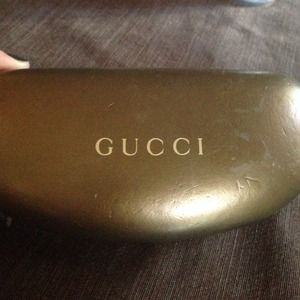 Authentic Gucci Aviators. Gold/White