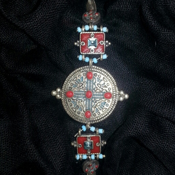 Turquoise & Coral Bracelet - Picture 2 of 4