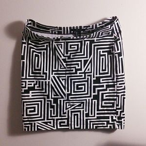 Black and white geometric pattern skirt never worn