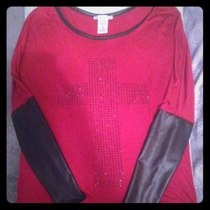 Trendy cross top