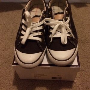 authentic coach sneakers. REDUCED💜