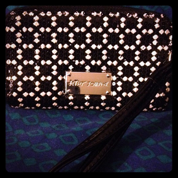 Betsey Johnson wristlet